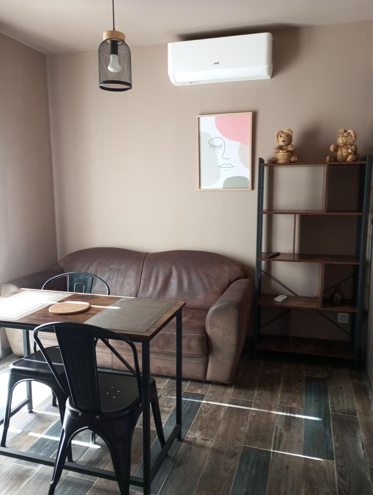 Maison Du Causse Magalas ภายนอก รูปภาพ